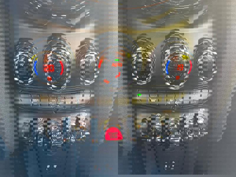 Image MINI CABRIO 1.5 136 Greenwich GPS Radar Bluetooth Régul Clim auto Gtie 1 an